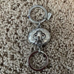 Silver coach valet key ring